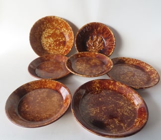 Grouping of 5 Bennington pie plates - the largest measures 10 3/4" diameter, 1 Bennington milk bowl