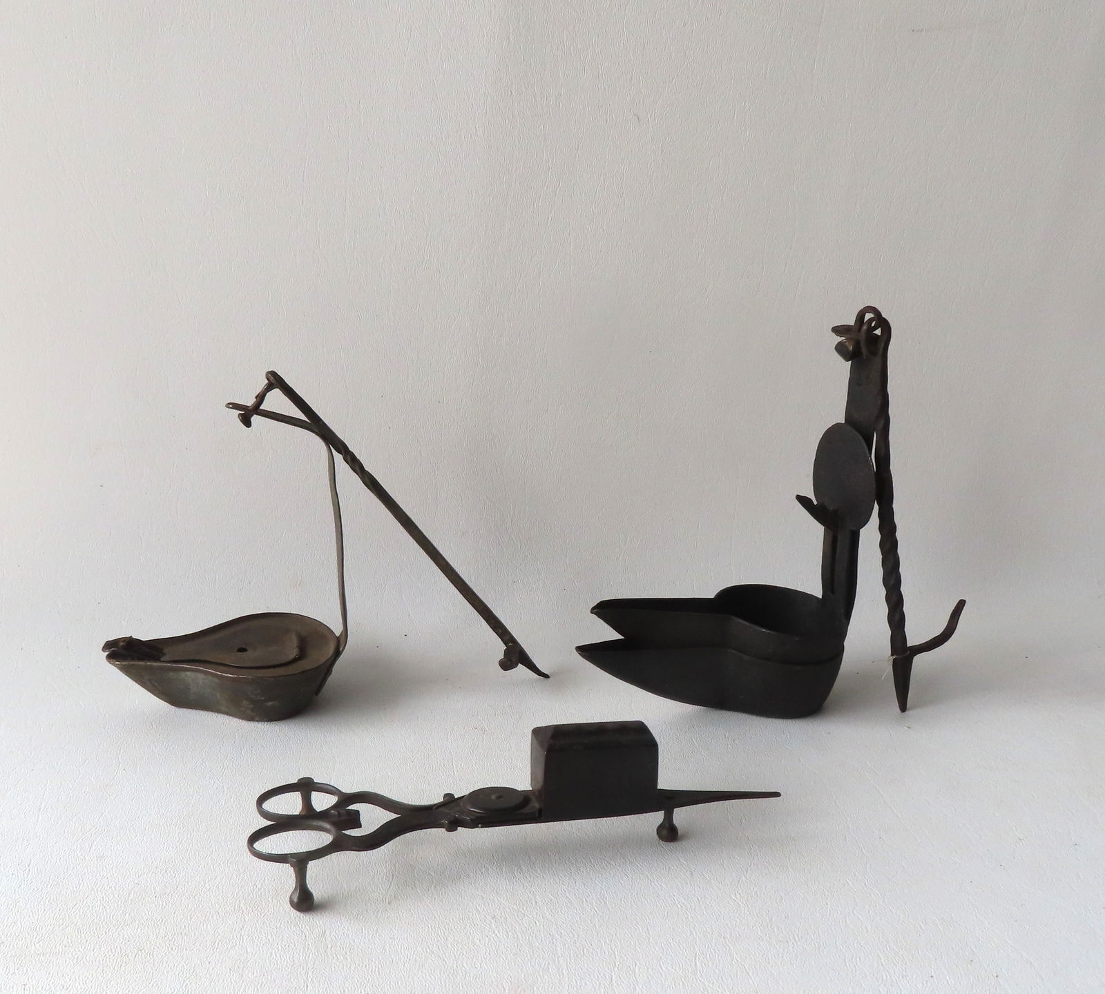 Grouping of early lighting devices including 2 Betty lamps with original hand forged iron hangers - (1 of 6)