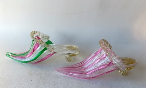 A beautiful pair of Murano glass slippers with pink, green and colorless twisted bands and gold