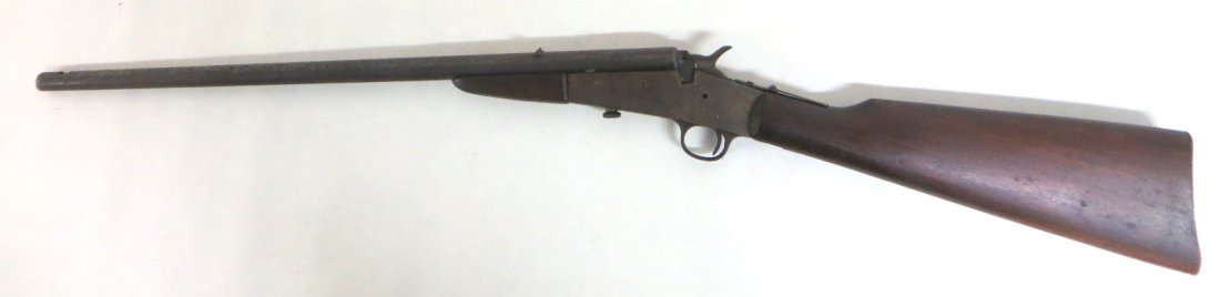 Remington 22 cal rolling block rifle - Model 6 - 20" ba: Remington 22 cal rolling block rifle - Model 6 - 20" barrel length - with some surface rust.