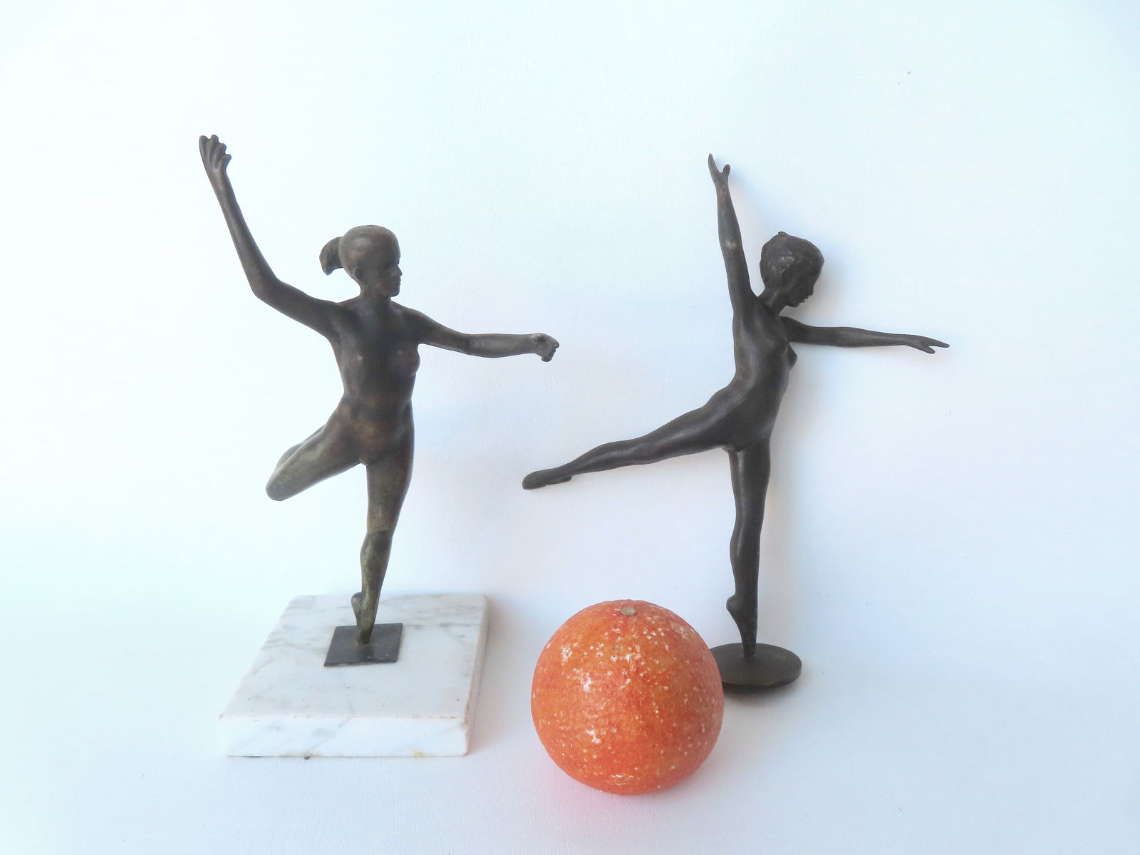 Two Joseph Brown bronzes of ballerinas. The first signed and dated on square bronze base marked "Joe: Two Joseph Brown bronzes of ballerinas. The first signed and dated on square bronze base marked "Joe Brown 1963" and attached to a square marble platform, 8 3/4"H x 5 1/2"W - some patination wear, but