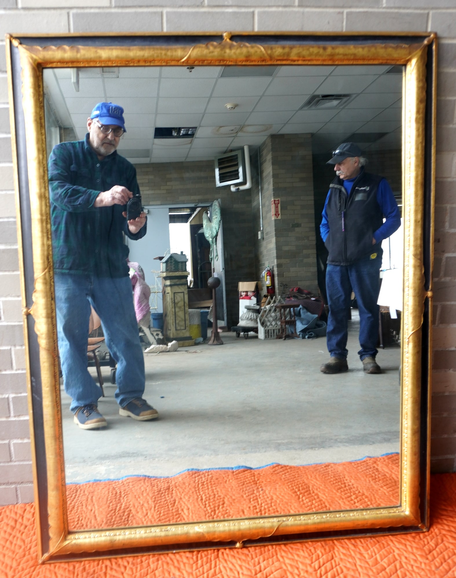 A large French style Art Deco mirror, circa 1930 - very good condition - total frame size 39 1/2" x: A large French style Art Deco mirror, circa 1930 - very good condition - total frame size 39 1/2" x 49 1/2".