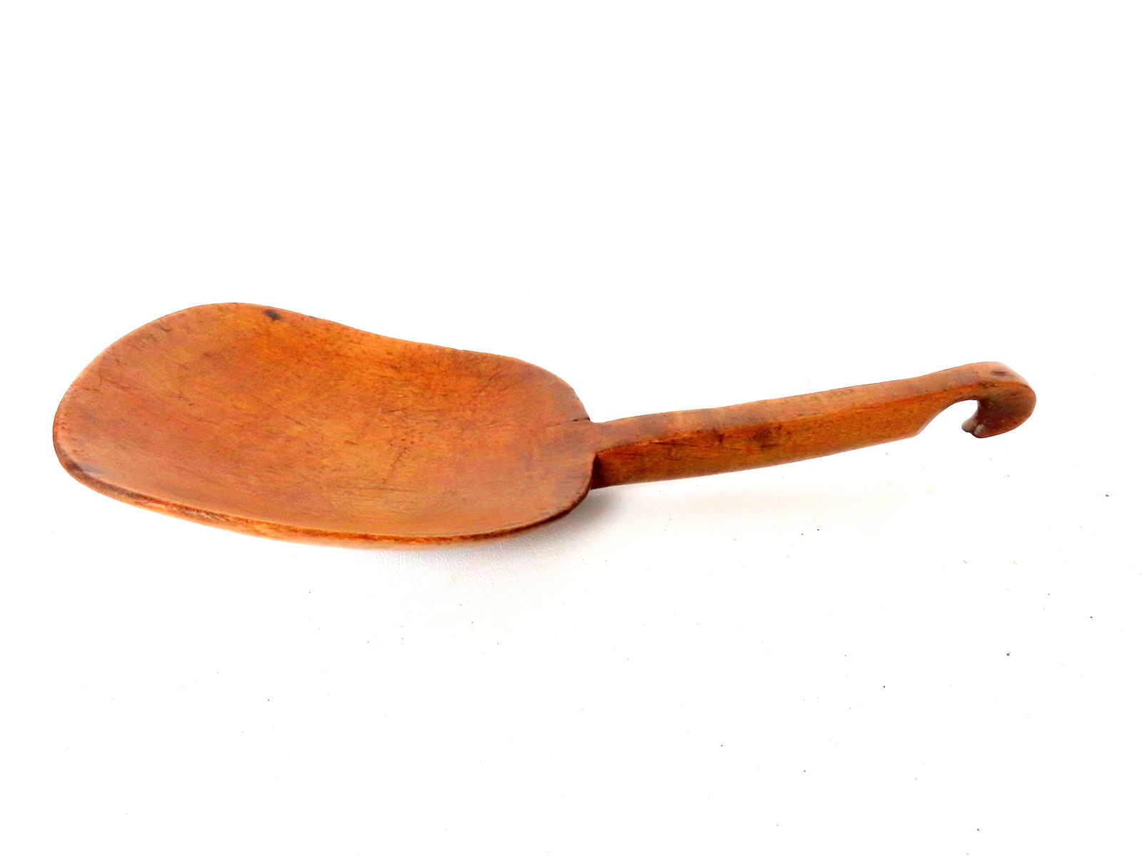 A carved wooden maple scoop, slightly figured handle, probably Native American - note the pronounced (1 of 7)