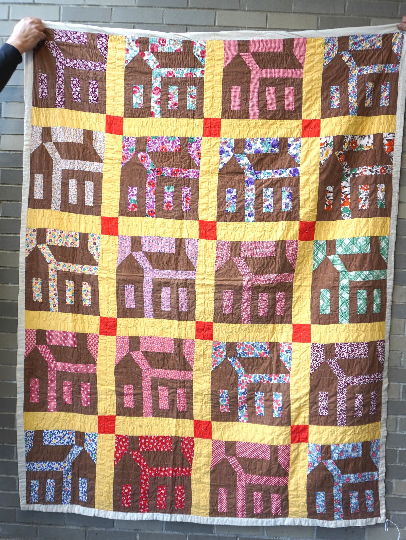 Patchwork quilt in school house pattern, early 20th century. Good condition. Measures 60" x 79". (1 of 5)