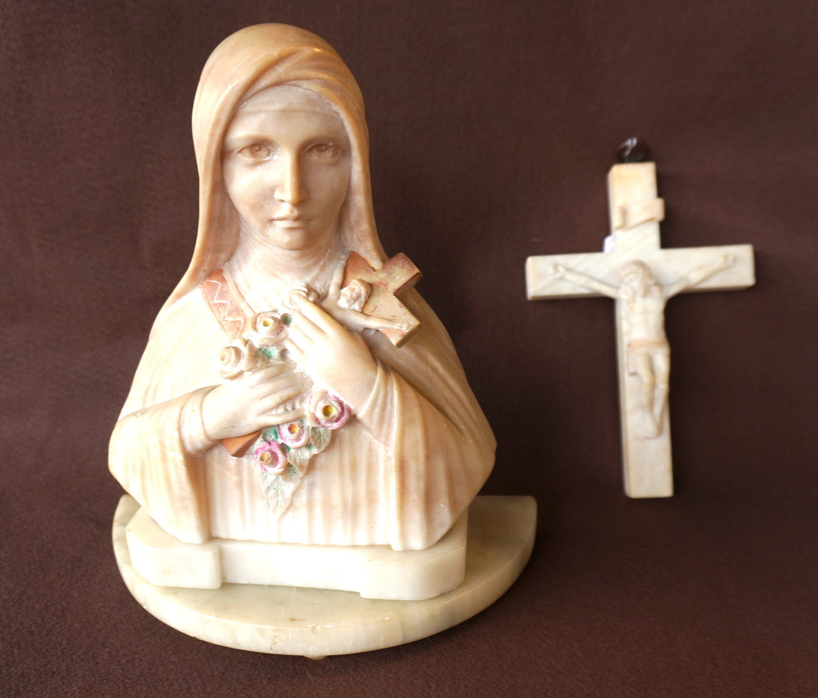 Two marble religious sculptures, probably Italian late 19th century: The first, Madonna holding a (1 of 10)