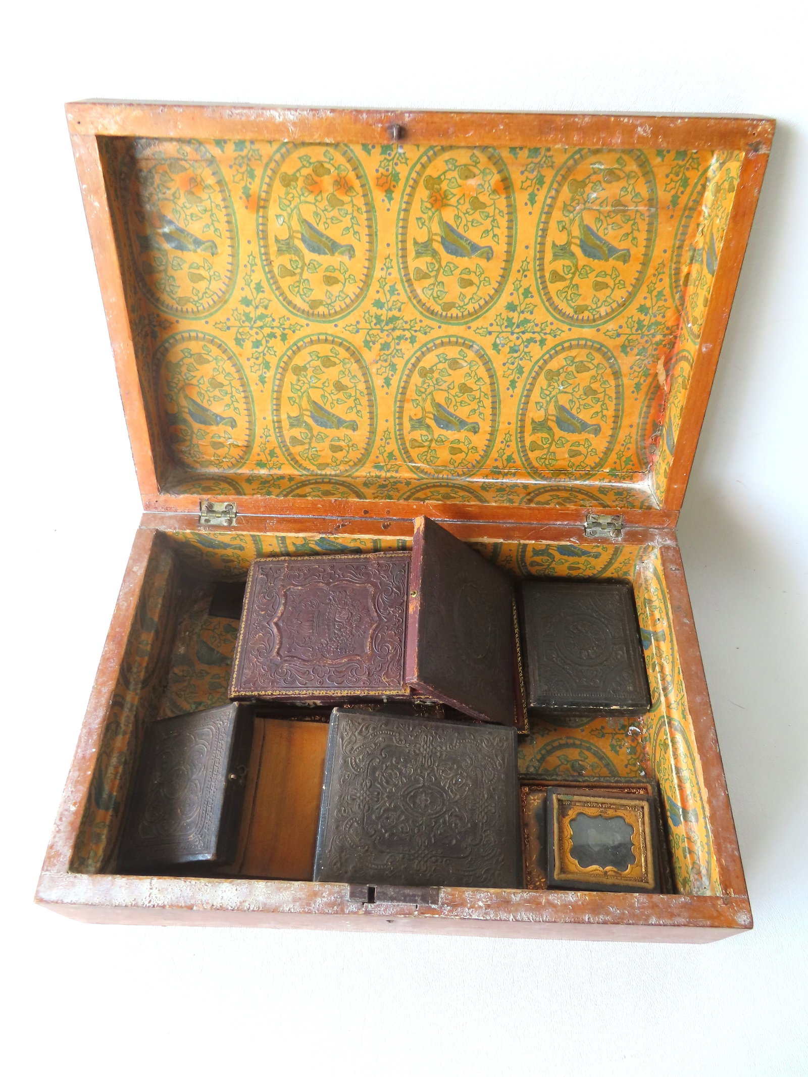 Grouping of cased photos, most in fair condition, found in the 19th c. box that is included in this: Grouping of cased photos, most in fair condition, found in the 19th c. box that is included in this lot. See photos for further information.