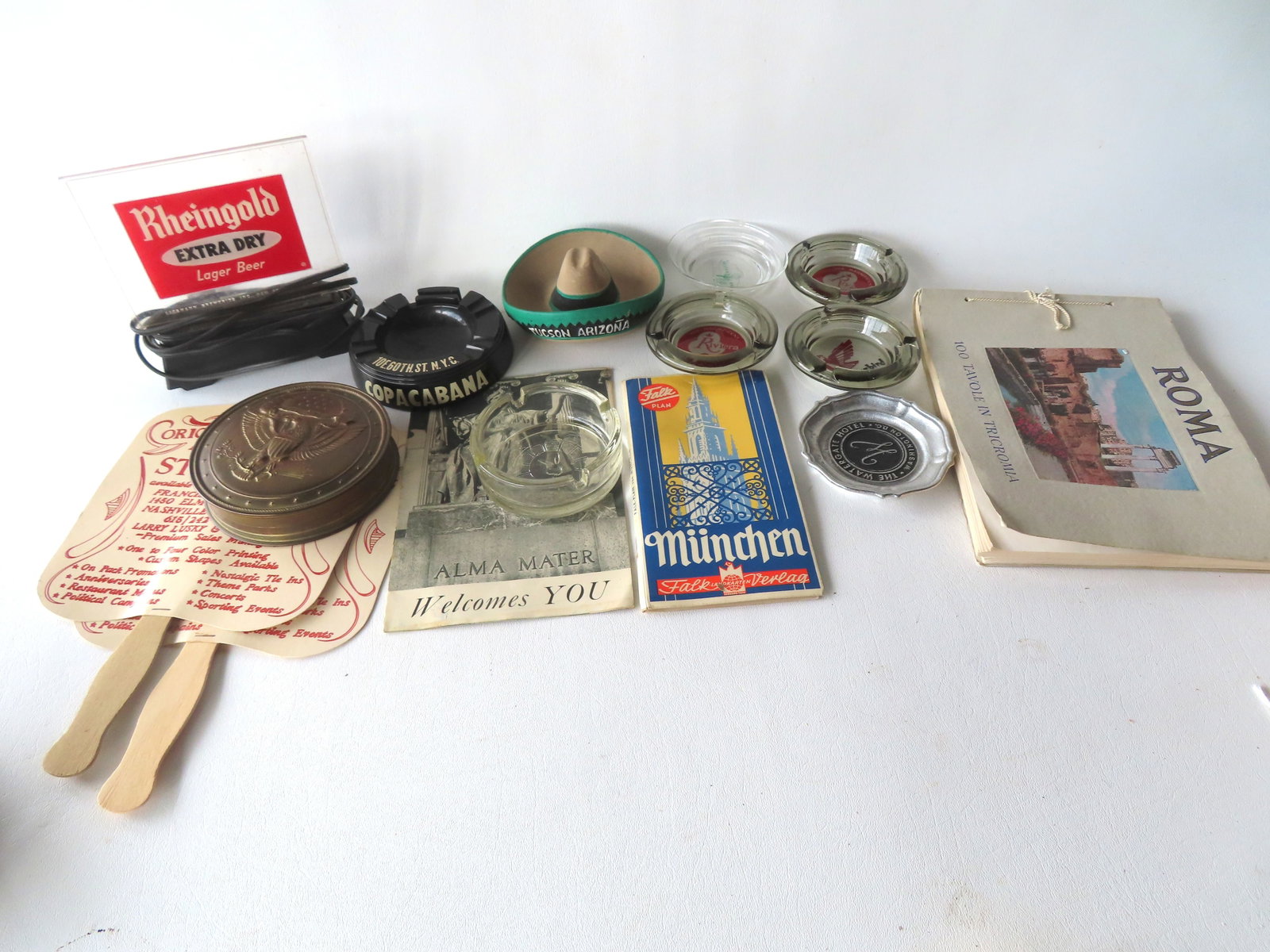 Grouping of advertising articles including Reingold electrified desk top beer sign from Liebmann Bre (1 of 13)