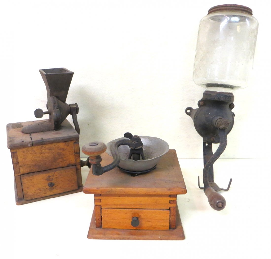 Lot of 3 old coffee grinders.: Lot of 3 old coffee grinders.