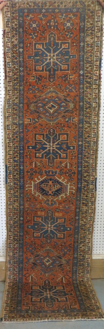 Oriental rug - runner - 2' 4" x 8' 4" . Very good condi: Oriental rug - runner - 2' 4" x 8' 4" . Very good condition.