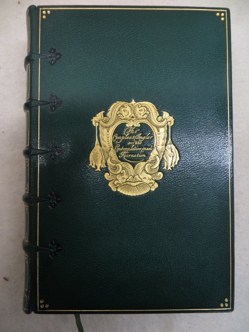 Book "The Compleat Angler" published in 1926 by Walton: Book "The Compleat Angler" published in 1926 by Walton & Cotton - The New Edition in fancy tooled green cover with gold highlights - original velvet lined, tooled leather box in the form of a book. Th