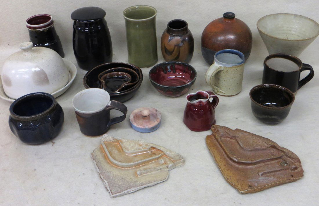 Collection of 21 pieces of modern art pottery from the: Collection of 21 pieces of modern art pottery from the Dr. David B. Becker estate. Includes several pieces in the Japanese art pottery style. All in good condition.