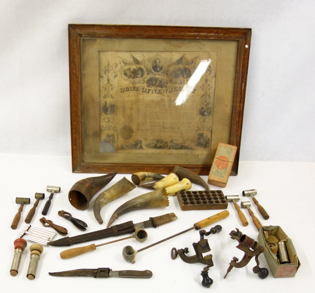 Large grouping of mostly hunting & military (1 of 7)