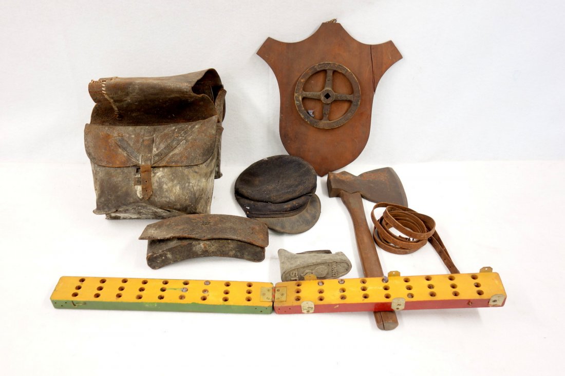 Grouping of mostly early military objects including (1 of 10)