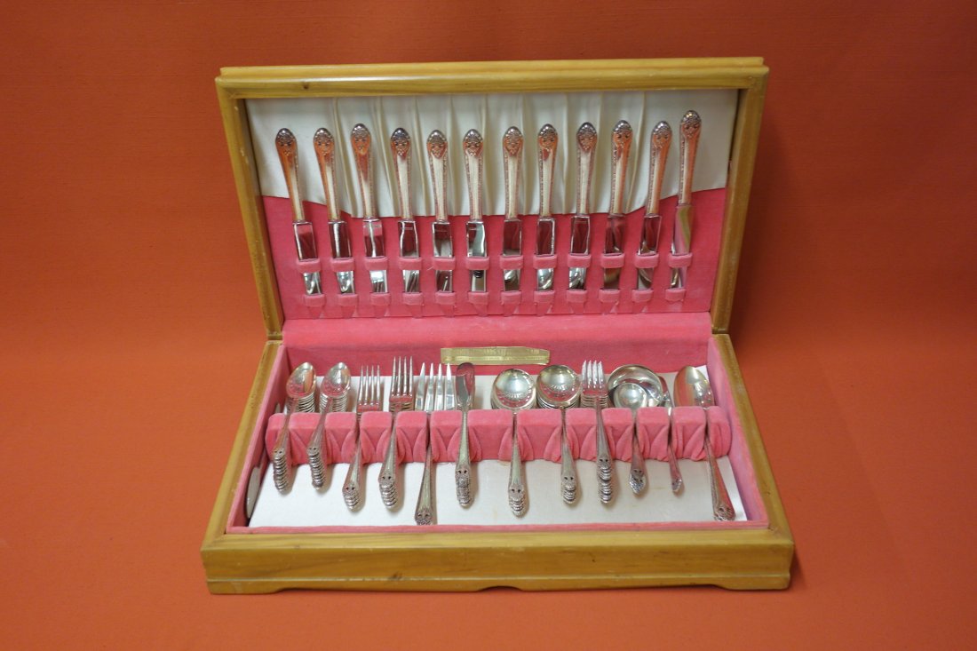 Eighty eight piece set of "Holmes & Edwards" silver: Eighty eight piece set of "Holmes & Edwards" silver plate flatware in the original box. Excellent condition.