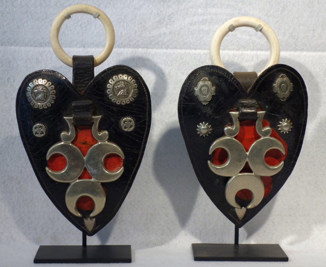 Two martingale pendants, heart shaped leather with (1 of 4)