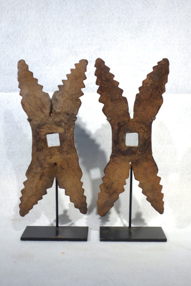 Rare pair of hand forged iron building stars - 18th (1 of 2)