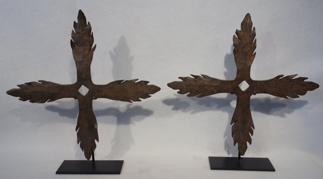 Rare pair of hand forged iron building stars - 18th (1 of 6)
