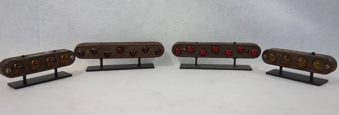 Grouping of 4 pair of bar-type auto/truck reflectors (1 of 6)