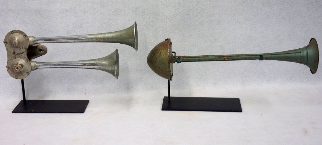 Two vintage auto/truck horns including: 1) Double horn (1 of 4)