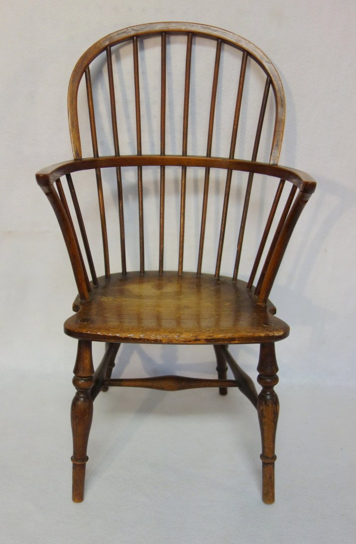 Child's sack-back Windsor style arm chair - late 19th (1 of 3)
