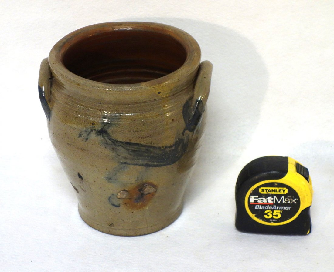 Scarce one gallon stoneware pot attributed to William (1 of 8)