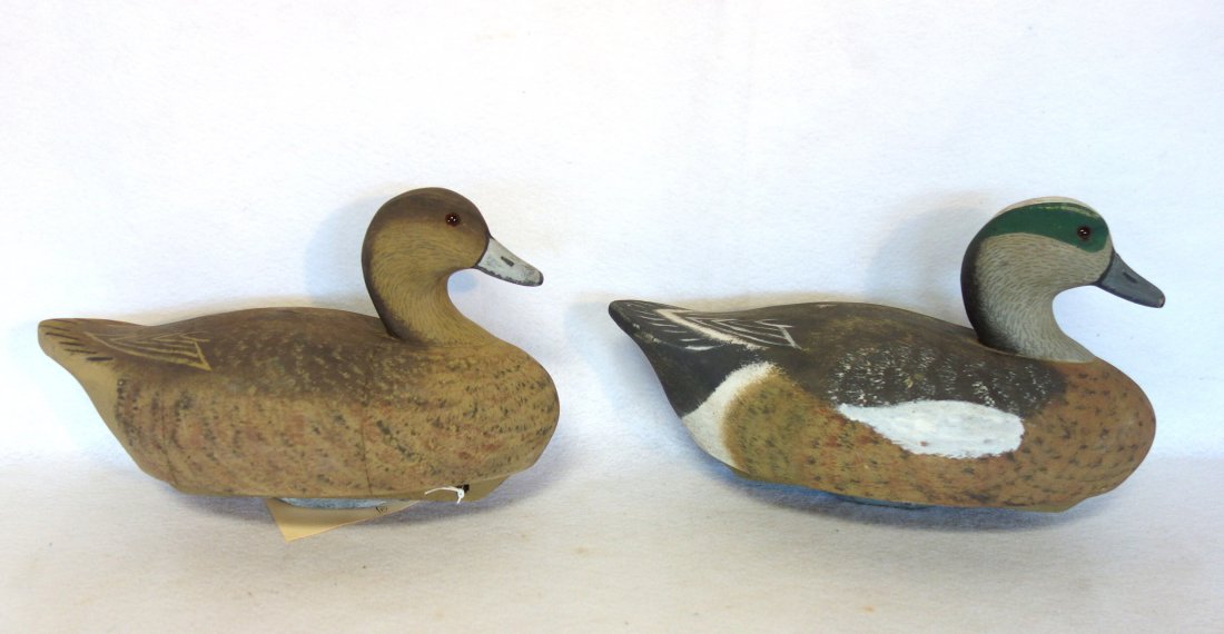 Pair of Wildfowler Widgeon decoys. (1 of 7)