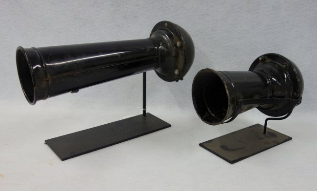 Two vintage automobile horns, early 20th century. Both (1 of 5)