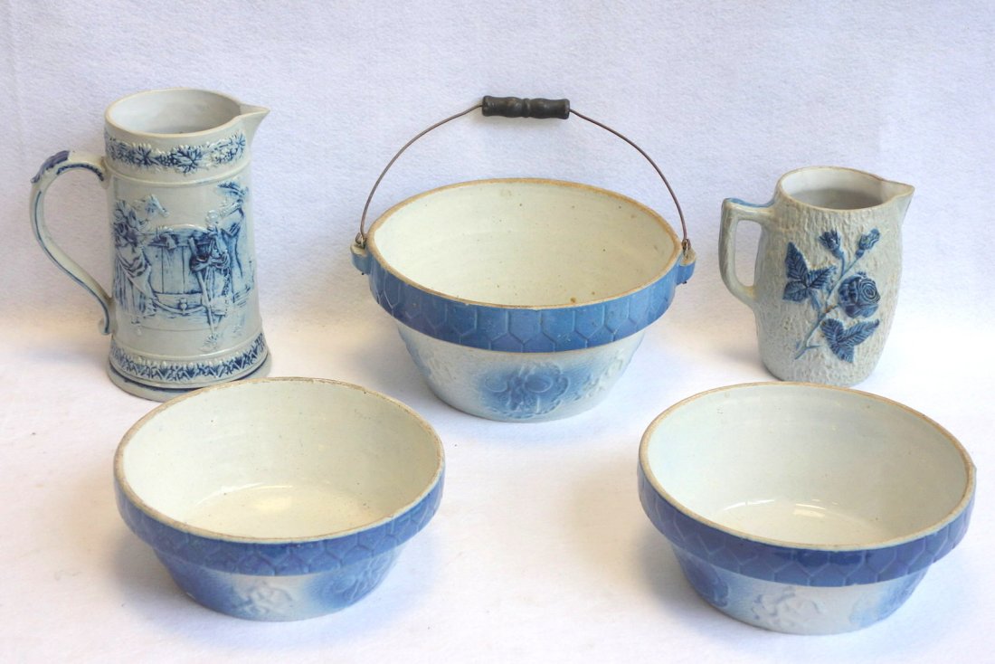 Five pieces of blue and white stoneware including (1 of 4)