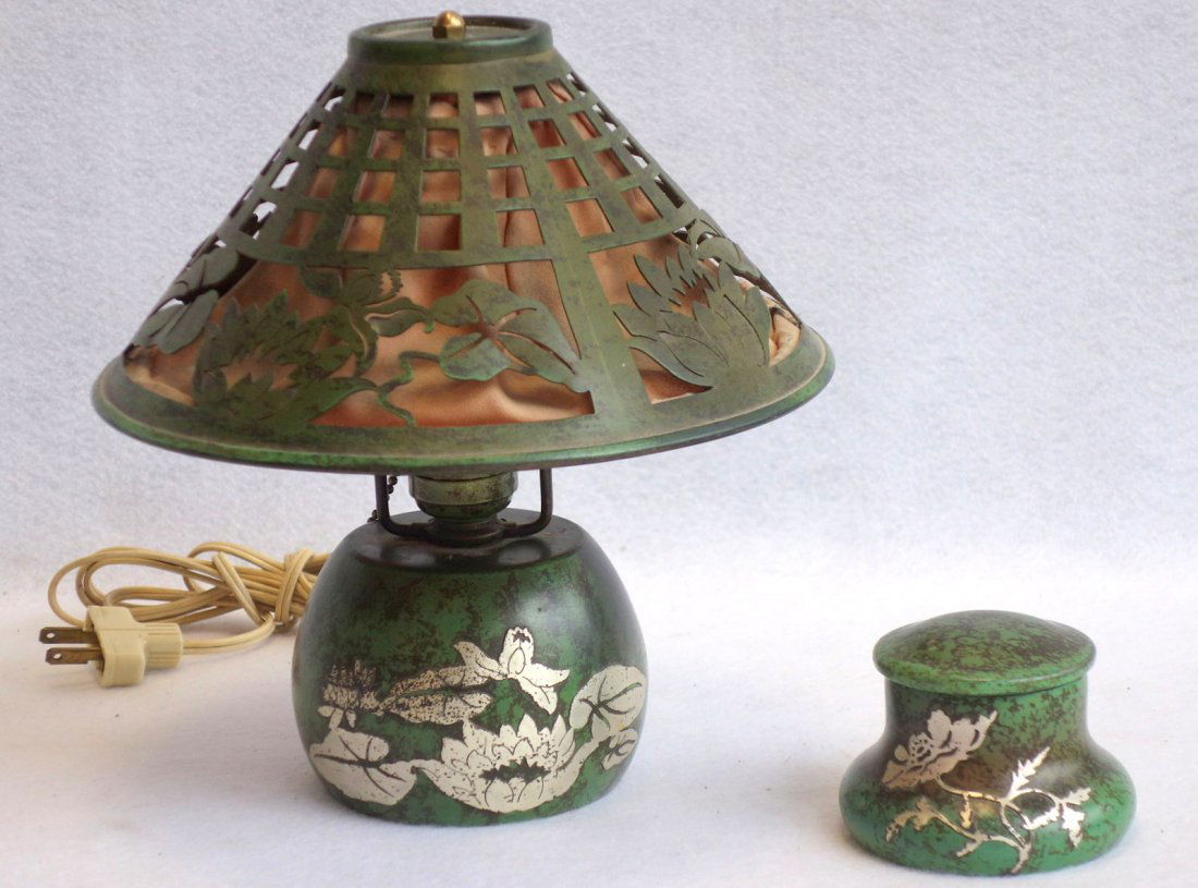 Small bronze signed Heintz table lamp with green finish (1 of 6)