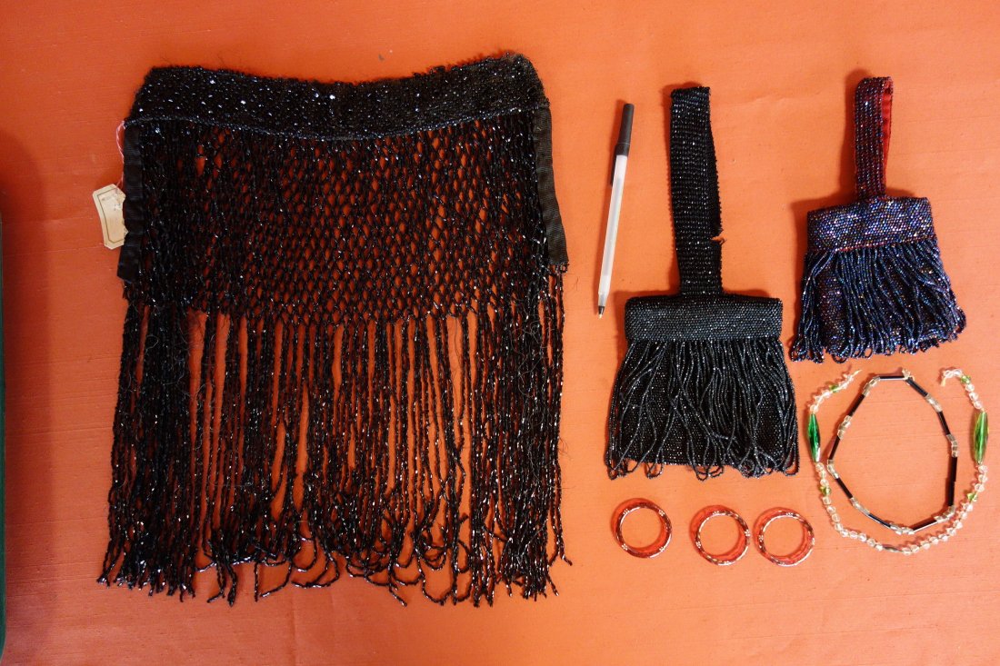 Two beaded bags, beaded neck piece, various beaded (1 of 7)