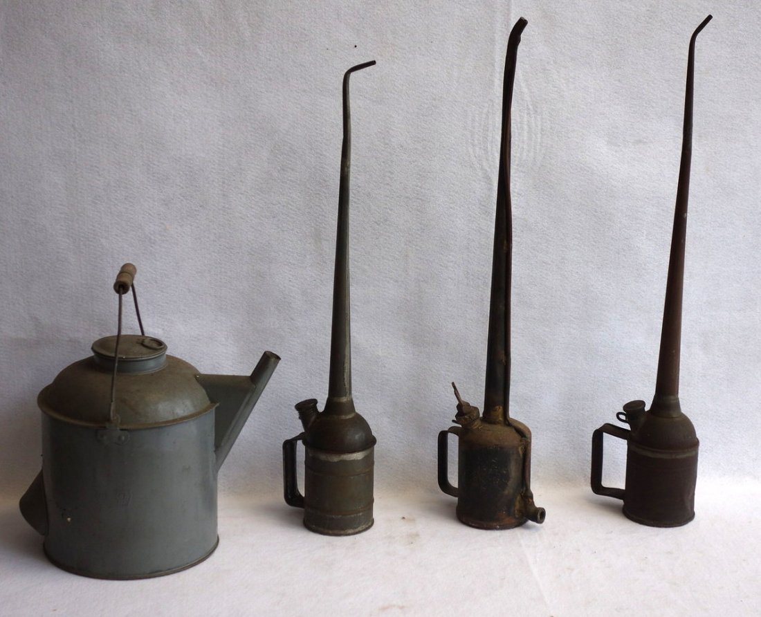 Grouping of 4 RR oil cans including one marked PRR, one (1 of 4)