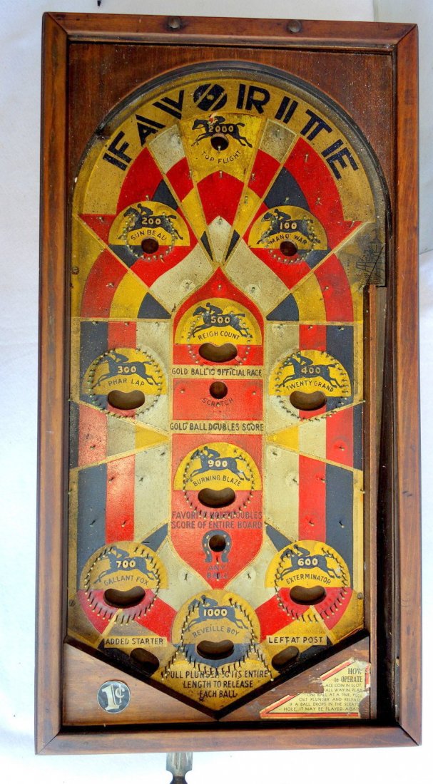 Table top 1 cent "FAVORITE" pinball game - game surface (1 of 5)