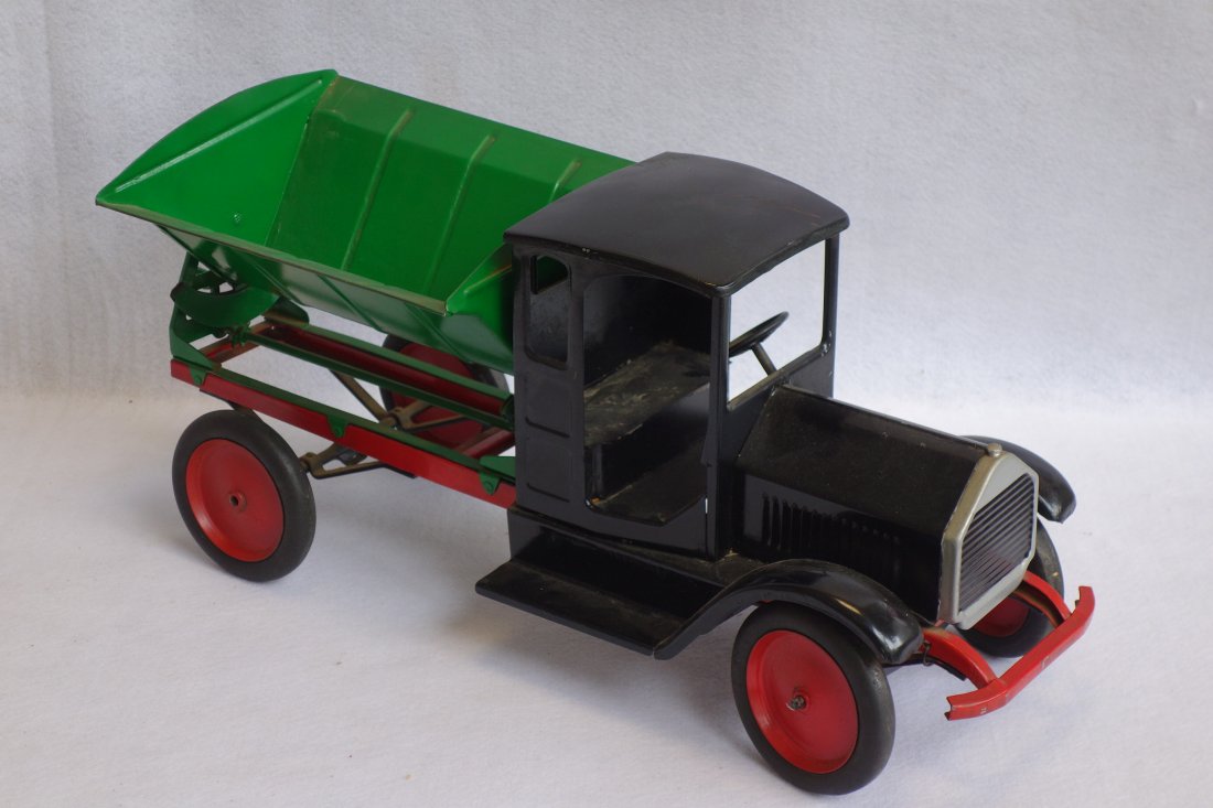 Pressed steel side dump truck, probably by Sturditoy, (1 of 2)