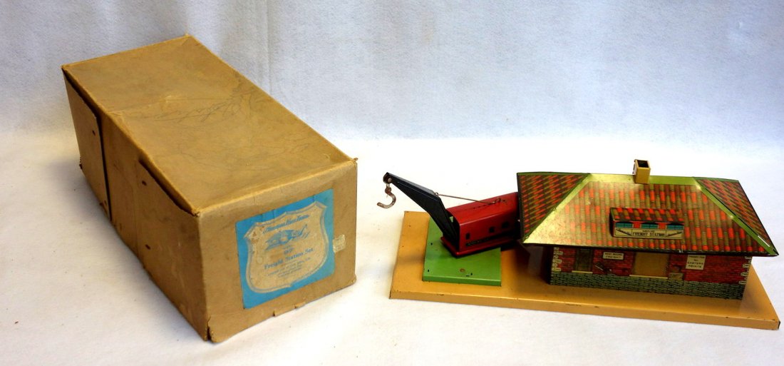 American Flyer Freight Station Set, Model 97 in (1 of 5)
