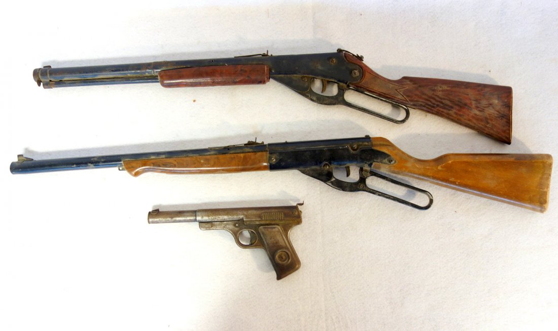 Three BB guns including: 1) Pistol signed Daisy No. 118: Three BB guns including: 1) Pistol signed Daisy No. 118 Target Special - some surface rust, working condition; 2) Daisy Model 95 - wooden stock and plastic grip - working order; 3) Daisy Model 94 - no
