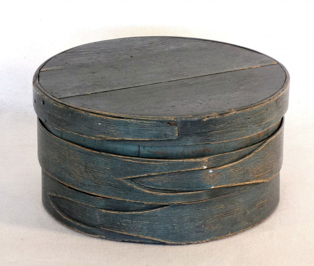 Large blue decorated pantry box with double fingers, (1 of 4)