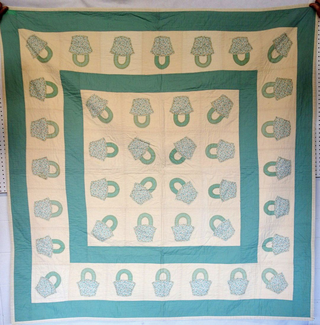 Patchwork quilt in basket design. Very good condition. (1 of 4)