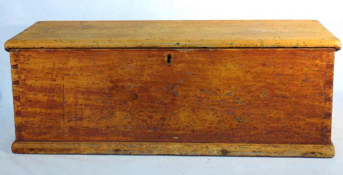 Early sea chest with tapered sides (tapers top to (1 of 5)