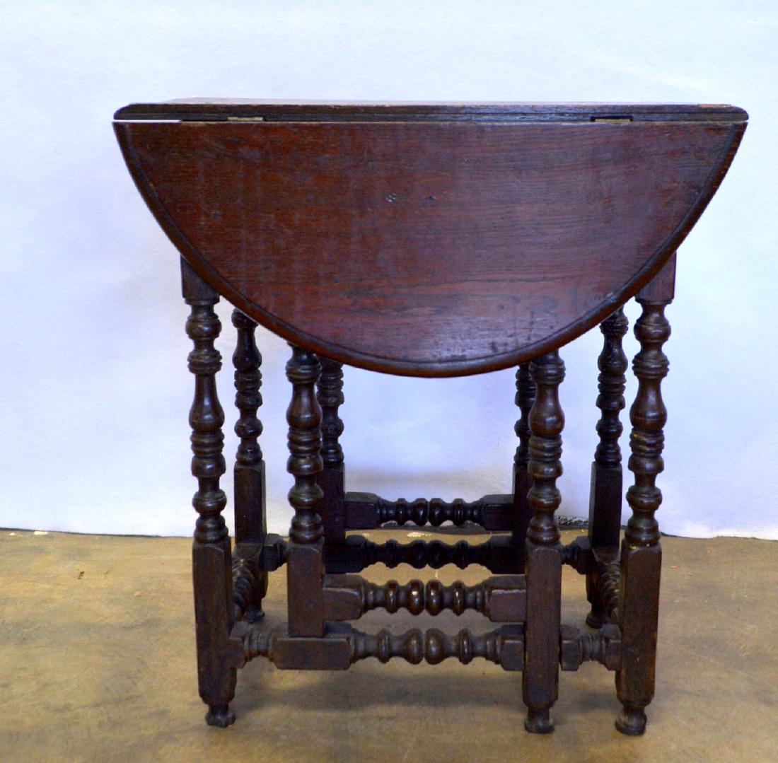 Very primitive William & Mary period gate leg table (1 of 10)