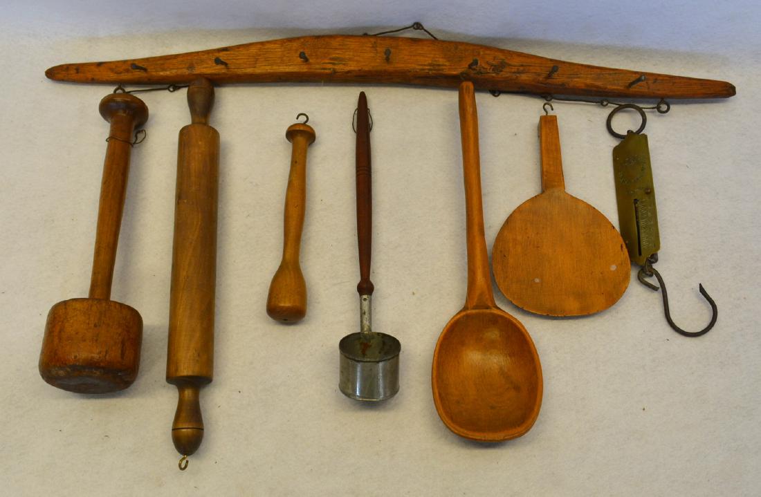 Grouping of 8 country kitchen items including wooden (1 of 1)