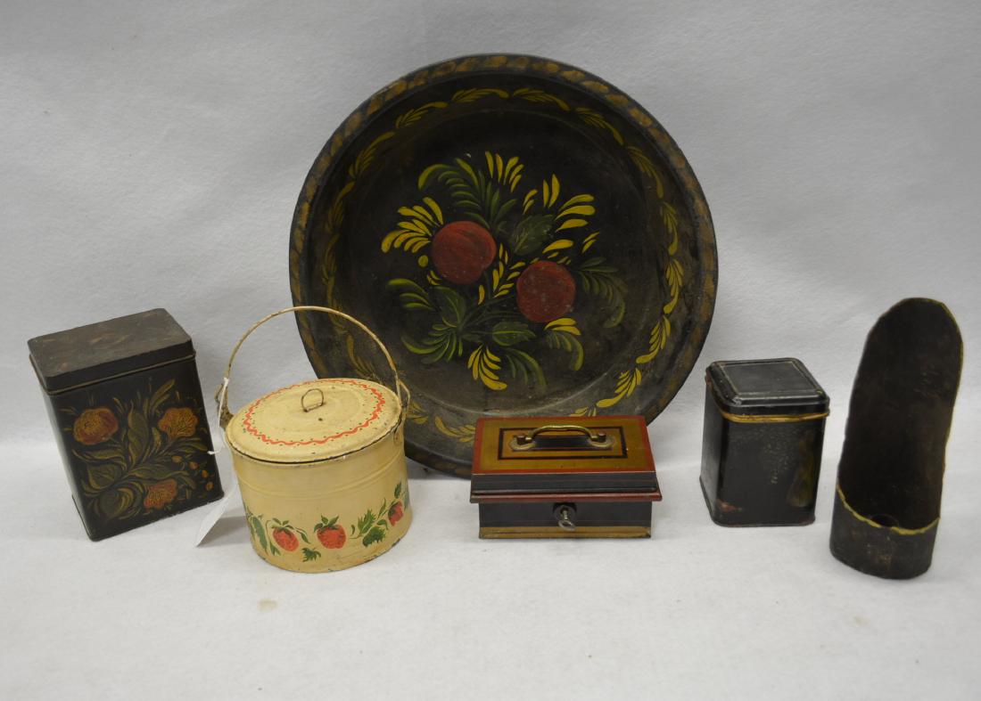 Grouping of country painted toleware including small (1 of 6)