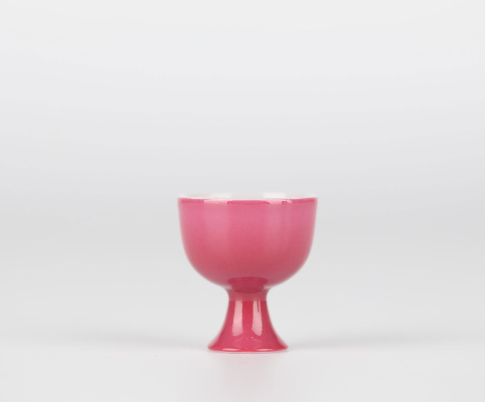 Chinese Carmine Glazed Porcelain Cup, Yongzheng (1 of 6)