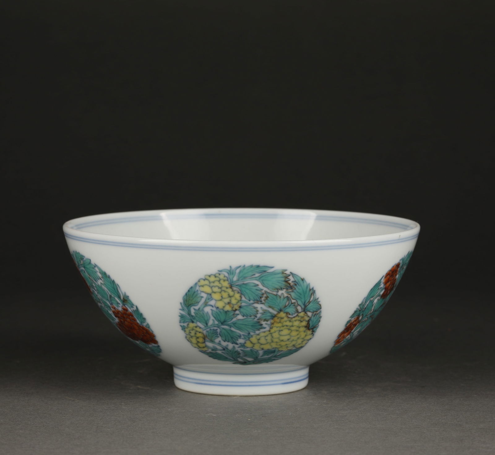 Chinese Doucai Glazed Porcelain Bowl, 17th century (1 of 7)