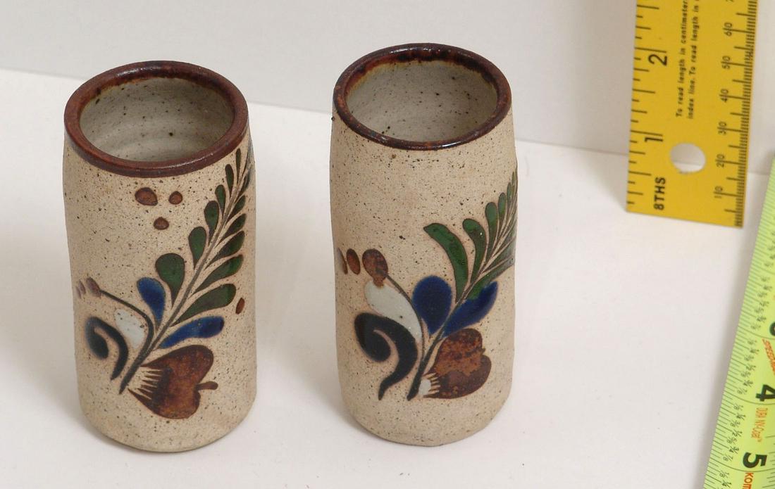 Two Pottery Shot Glasses from Mexico: This was an estate find; please e-mail us with any questions.