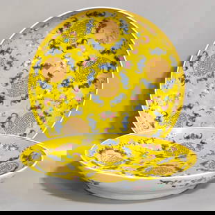 A Pair of Chinese Yellow Ground Famille-Rose Porcelain Plates: A Pair of Chinese Yellow Ground Famille-Rose Porcelain Plates. Ht. 4cm, Diam. 21cm
