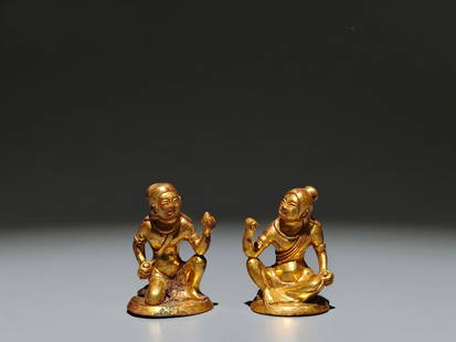 A Pair of Chinese Gilt Bronze Figure of Buddha: A Pair of Chinese Gilt Bronze Figure of Buddha. Ht. 6cm, Wd. 4cm, Th. 3.3cm