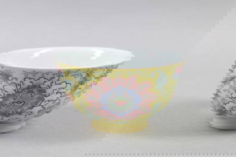 A Chinese Yellow Ground Green Dragons Glazed Porcelain Bowl: A Chinese Yellow Ground Green Dragons Glazed Porcelain Bowl. Diam. 15.4cm, Ht. 7.7cm