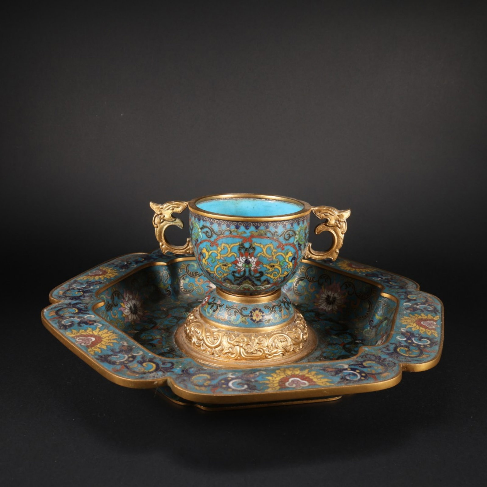 A Set of Chinese Cloisonné Wine Warmer: A Set of Chinese Cloisonné Wine Warmer. Ht. 10cm, Diam. 28cm, Wt. 2000g