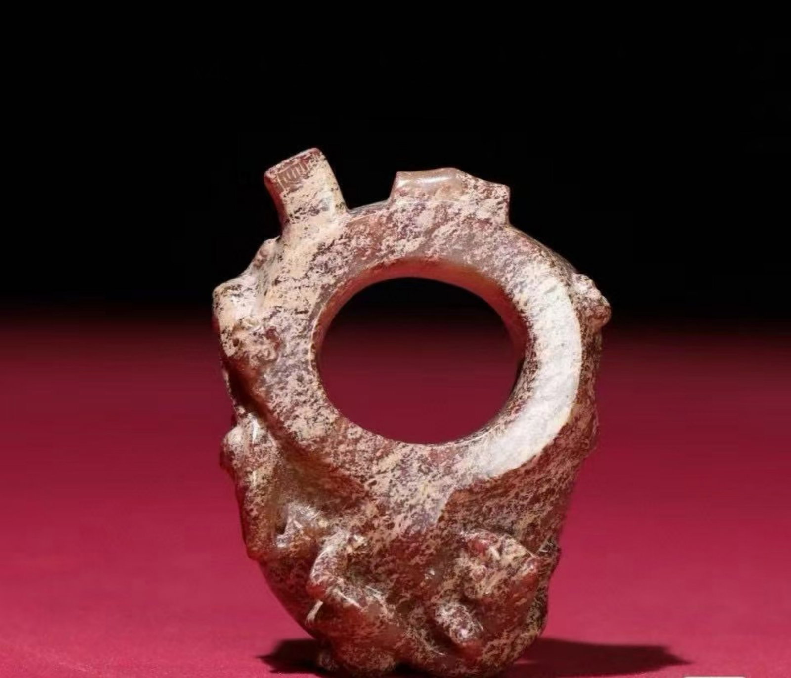 A Chinese Carved Jade Dragon Pendant: A Chinese Carved Jade Dragon Pendant. Ht. 6.2cm, Wd. 4.8cm, Th. 1.6cm, Wt. 61g