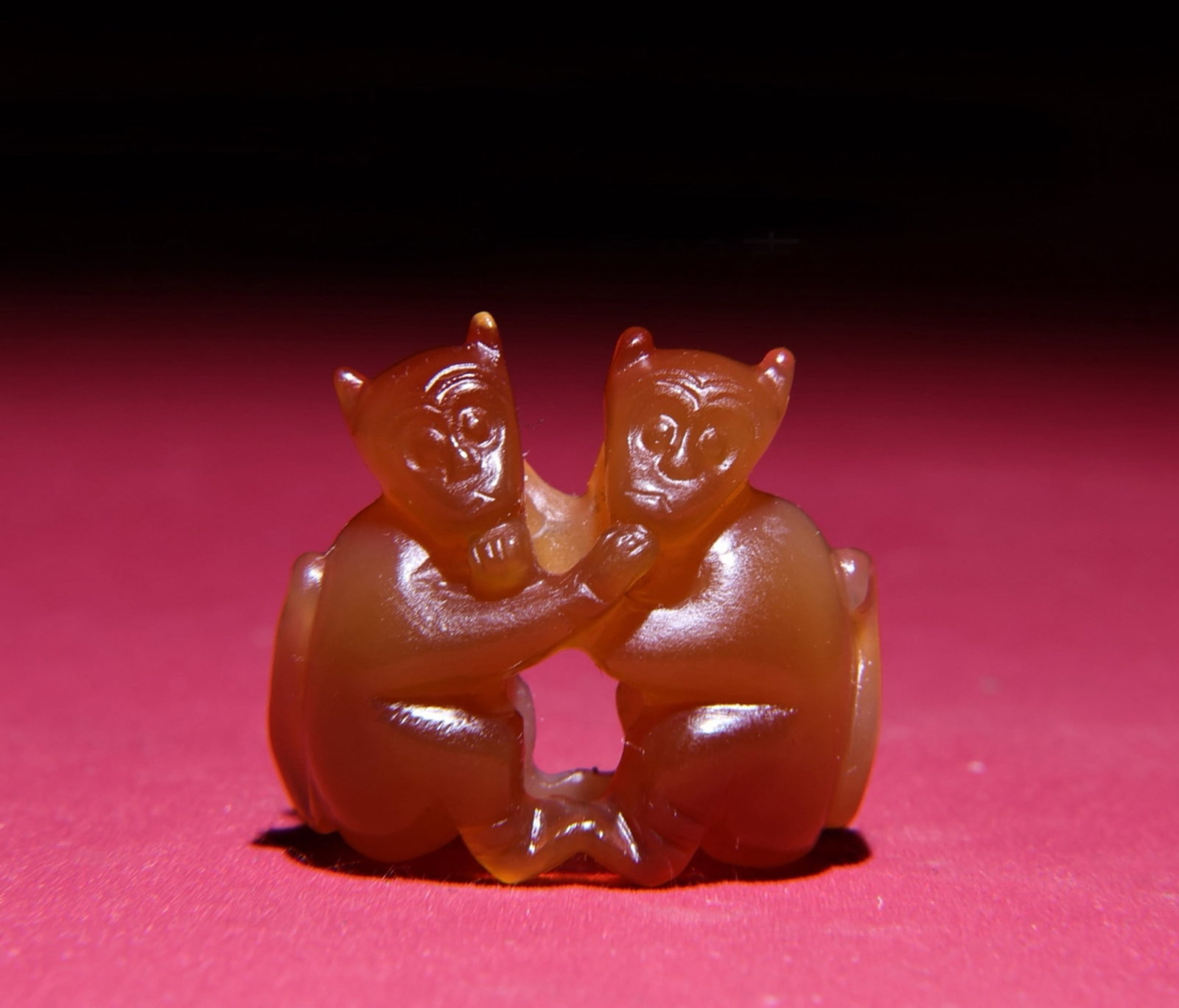 A Chinese Carved Agate Double Monkey Statuette (1 of 9)